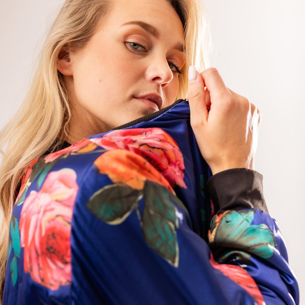 Bomberjack Satijn – Santorini Edition - Kimomi