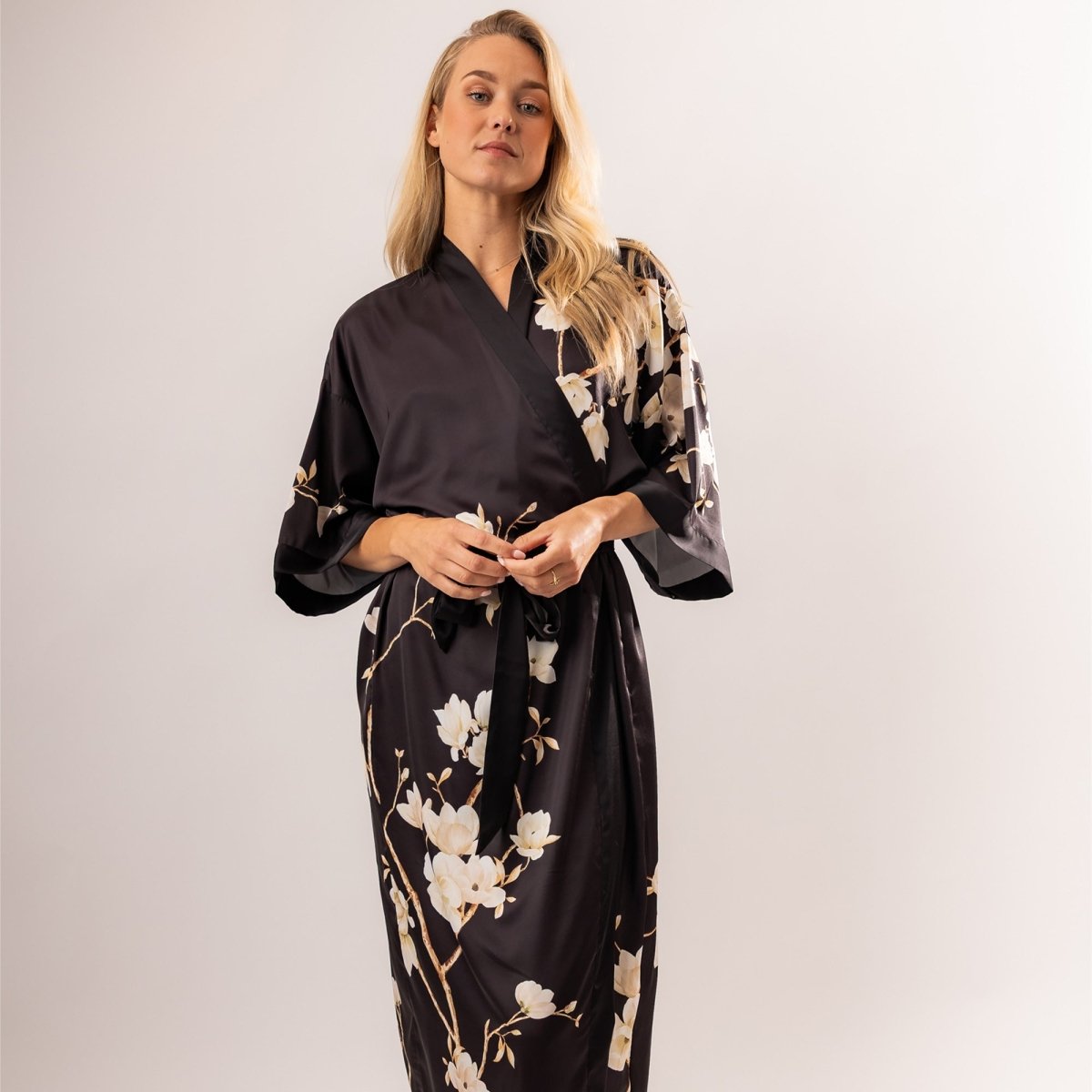 Kimono Dames Satijn - Magnolia Noir - Kimomi