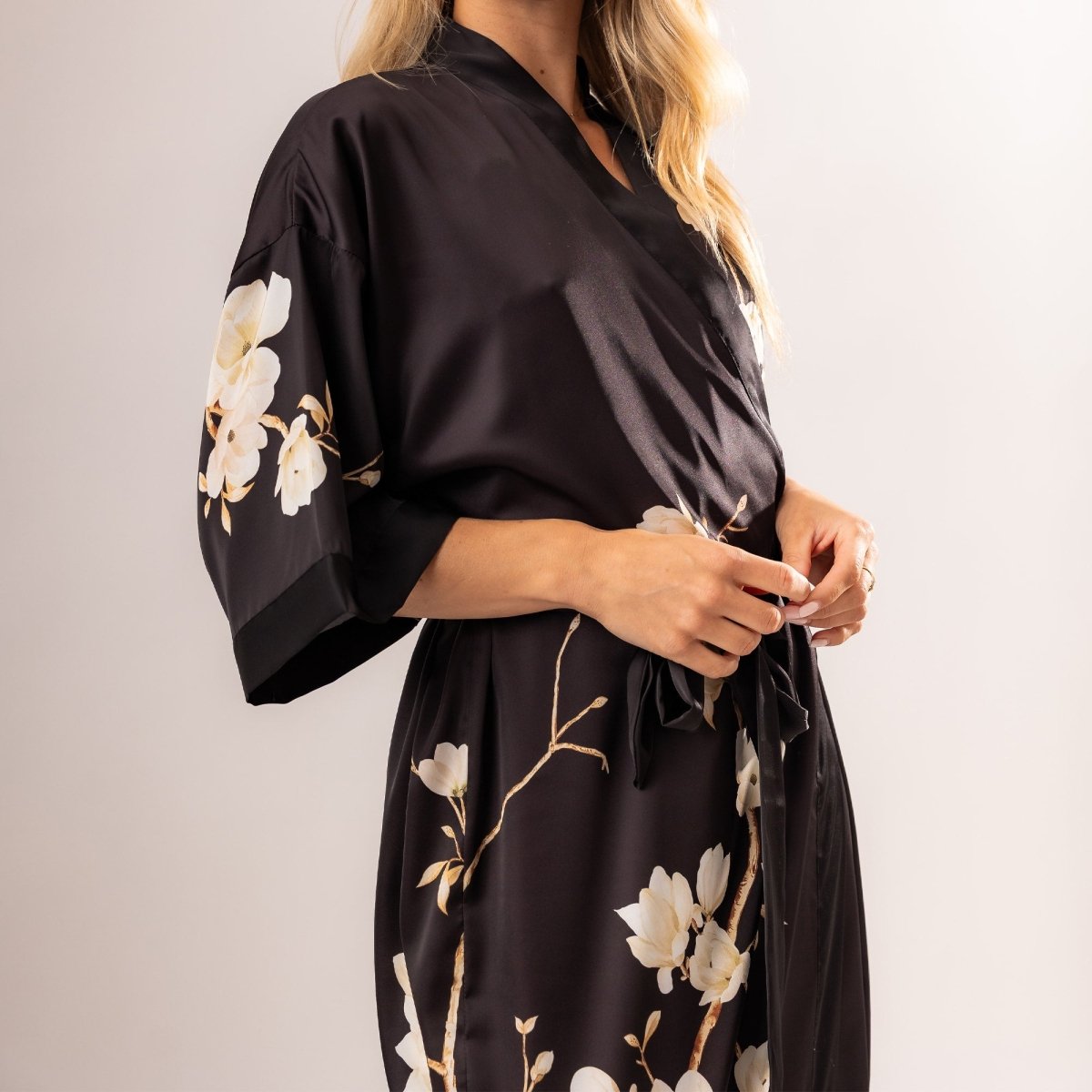 Kimono Dames Satijn - Magnolia Noir - Kimomi