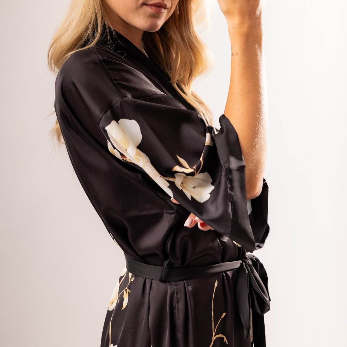 Kimono Dames Satijn - Magnolia Noir - Kimomi