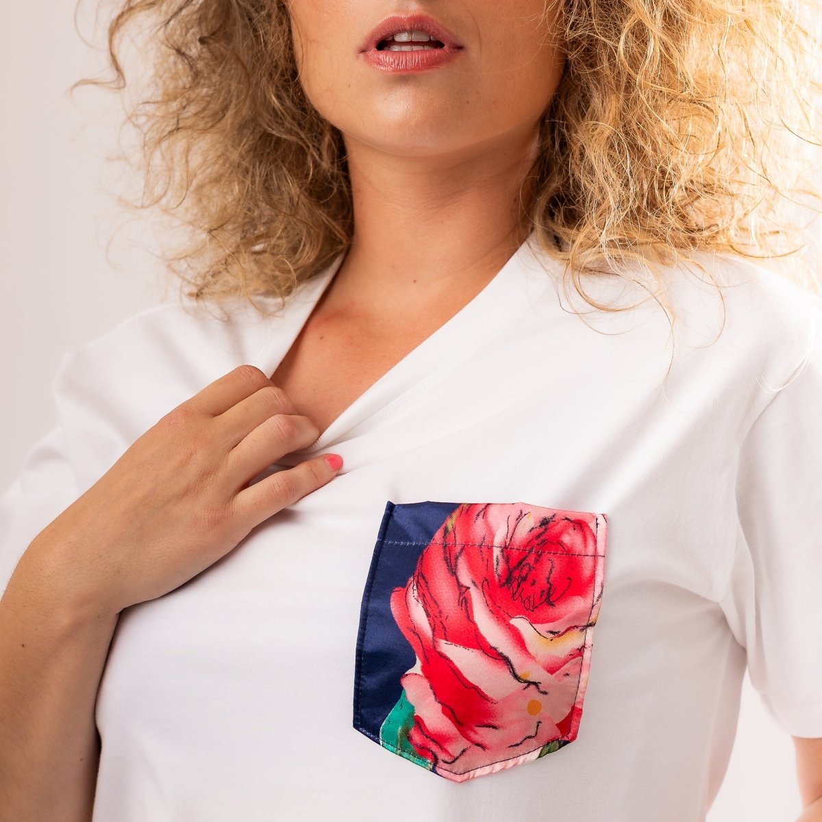 Kimotee Essentials - Santorini T-shirt - Kimomi
