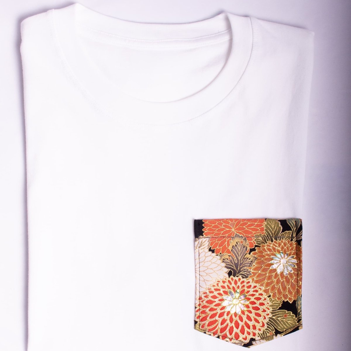 Kimotee Treasures - Golden Kiku T-shirt - Kimomi
